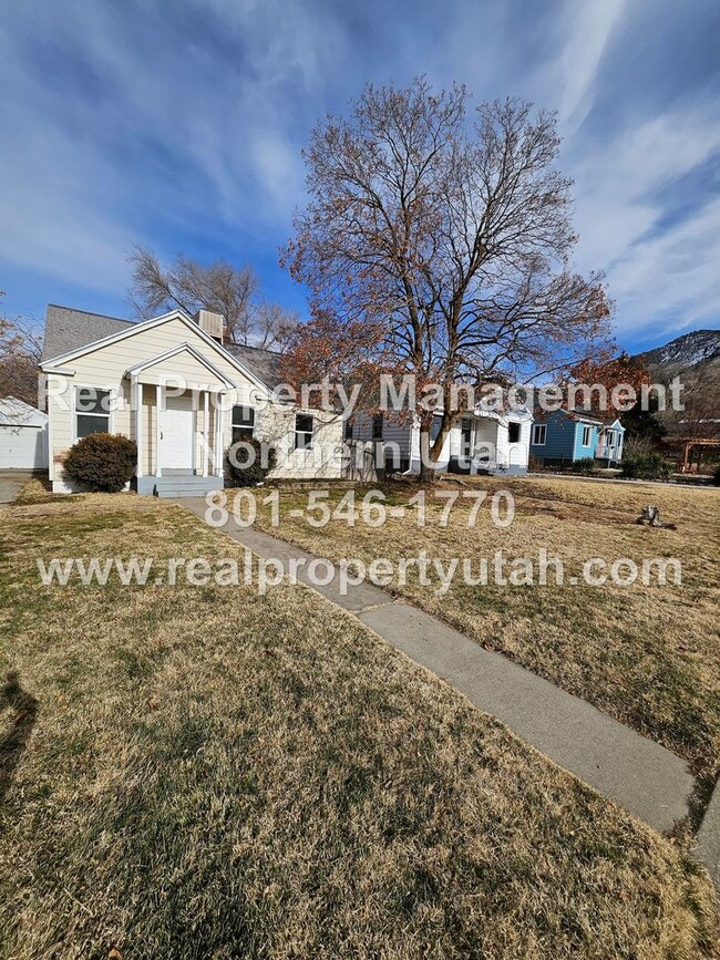 3 Bedroom 1.5 Bath Ogden Home Now Available! - 3 Bedroom 1.5 Bath Ogden Home Now Available!