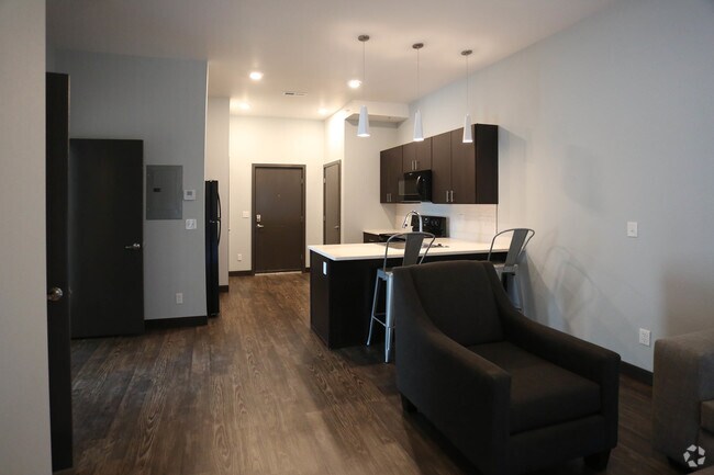 Elevate Student Living - Deep Elm