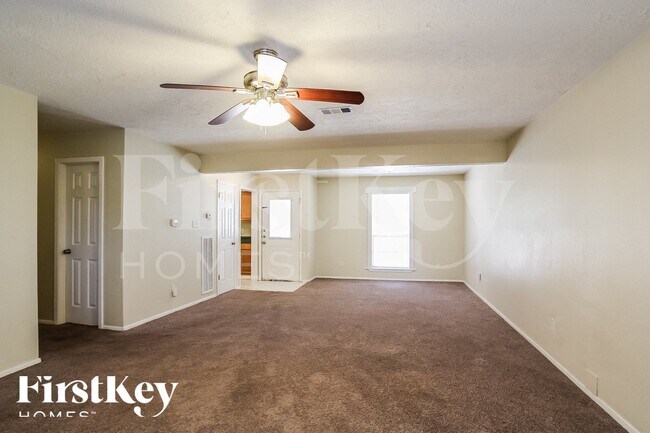 Photo - 14135 Rosetta Dr