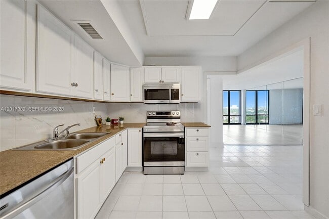 Photo - 1600 S Ocean Dr Unit 16B