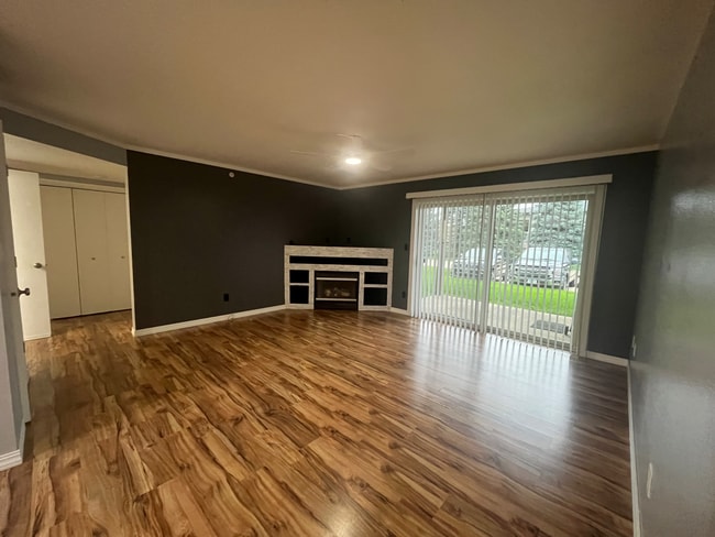 Photo - 4701 Chadwick Rd Apartment Unit #3
