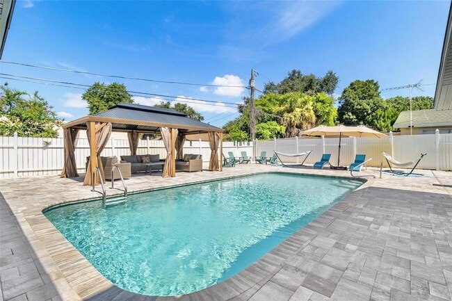 Photo - 5127 Caesar Way S