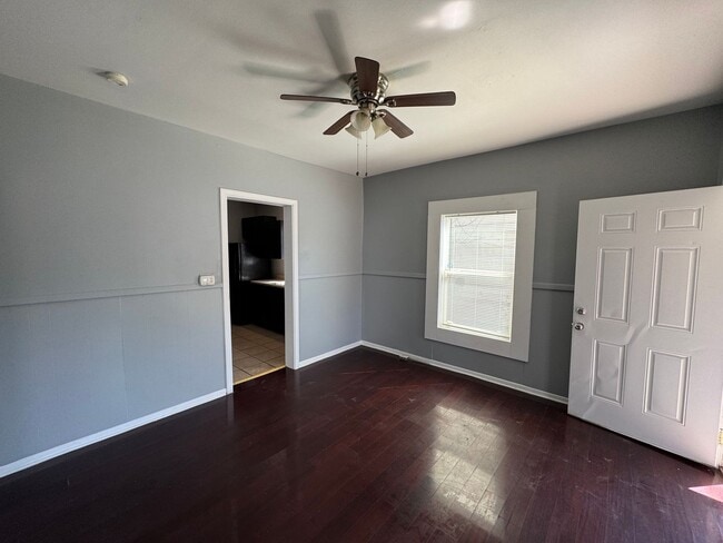 Photo - Near Eastside 3 Bedroom 2 Bath with Central air