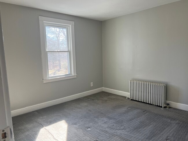 Bedroom - 85 Perry St Unit Apt A