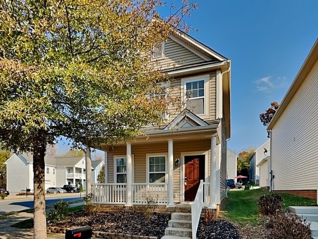 Photo - 11503 McDunkeld Dr House