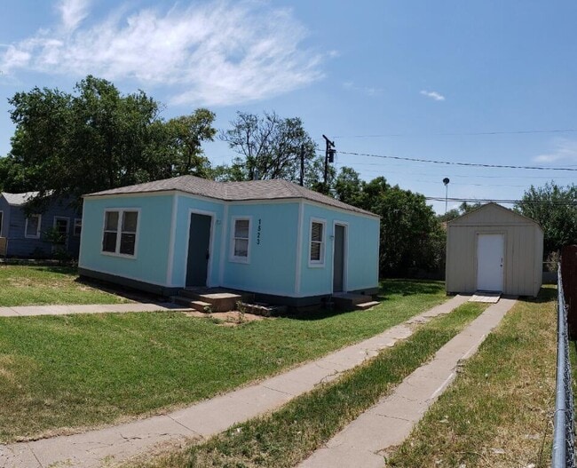 Building Photo - 1523 29th Pl Rental