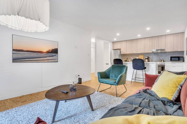 Photo - 1190 10th Avenue Bikeway Unit ID1051806P