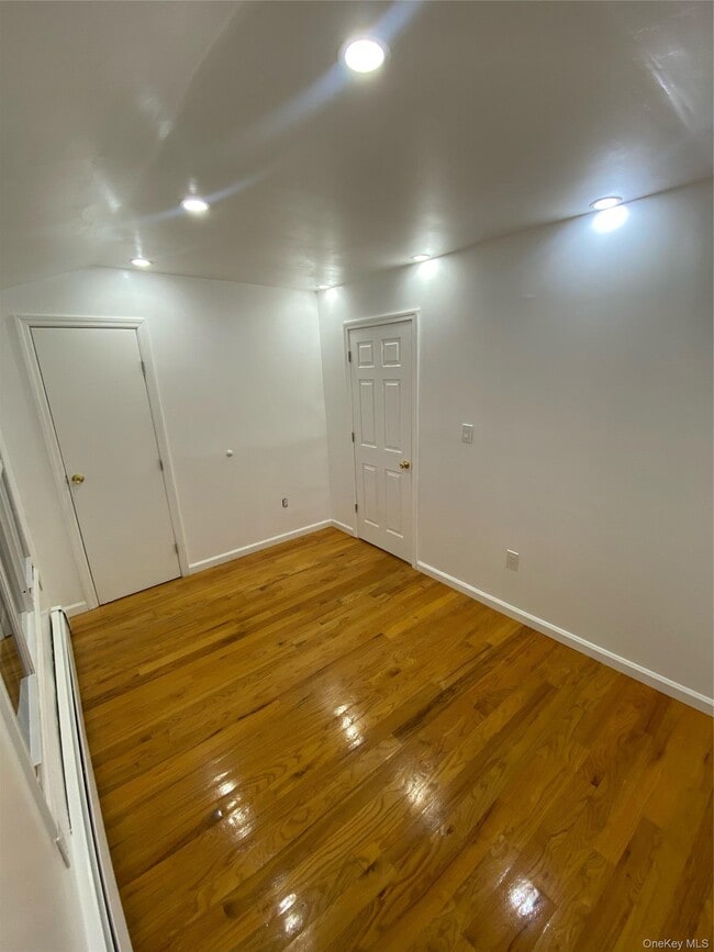 Photo - 122-07 142nd Pl