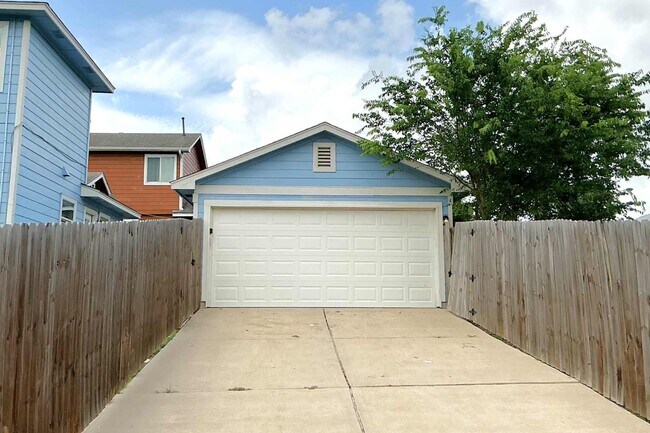 Photo - 17801 Powder Creek Dr
