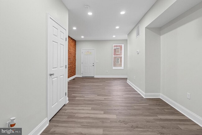 3 bedrooms, 3.5 bathrooms