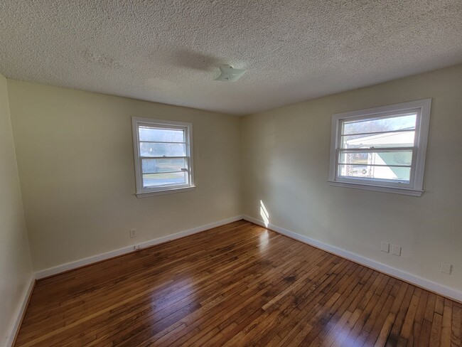 Photo - 3 Bedroom 1 Bathroom House