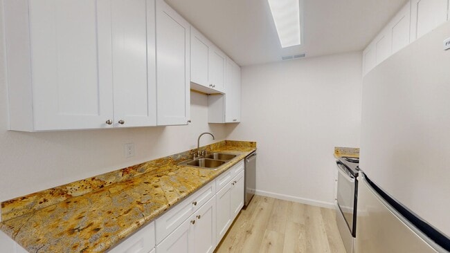 Photo - Maplewood Apartments