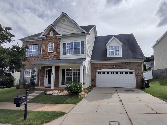 Building Photo - Beautiful Home located in the McCoy Crossing Community!