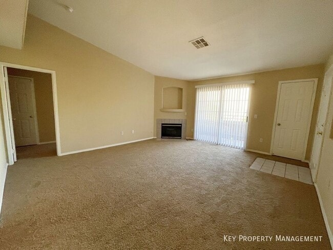 Photo - 4730 E Craig Rd Unit #2150