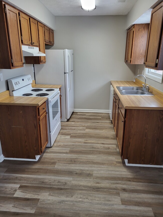 Photo - 217 Churchill Dr