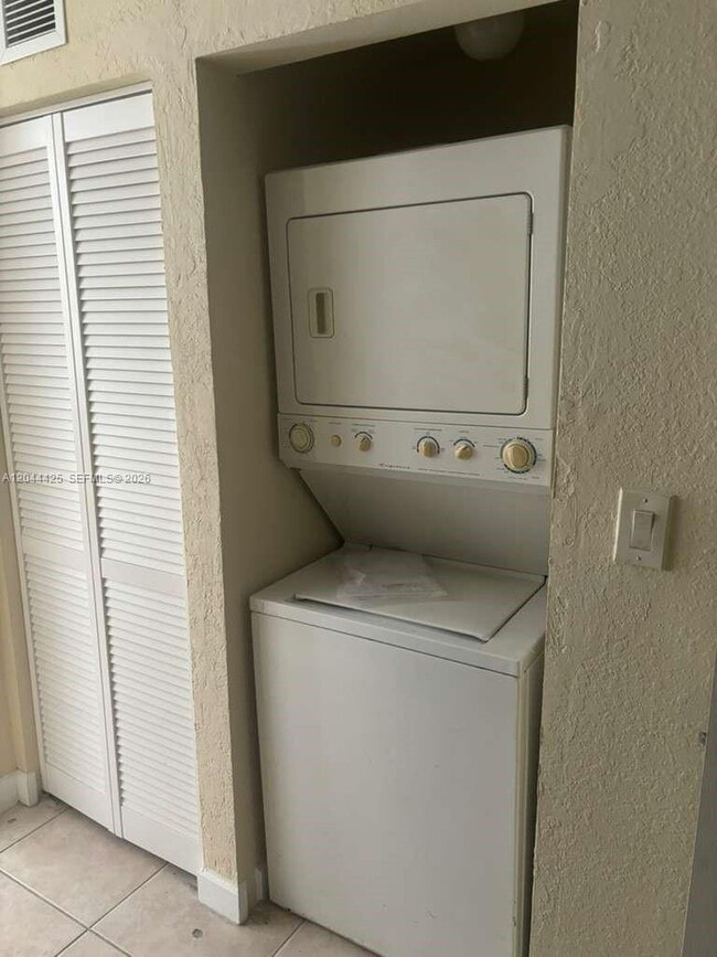 Photo - 1663 SE 27th Dr Unit 207