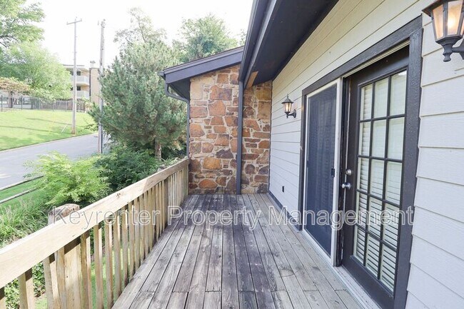 Photo - 1505 Riverside Dr