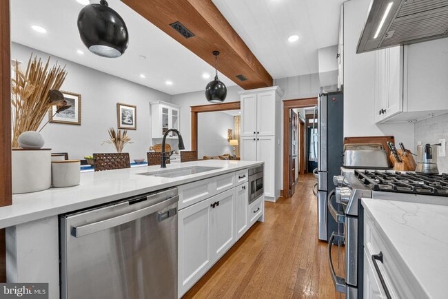 Photo - 1272 Owen Pl NE