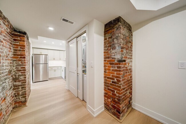 Photo - 620 S 8th St Unit 1