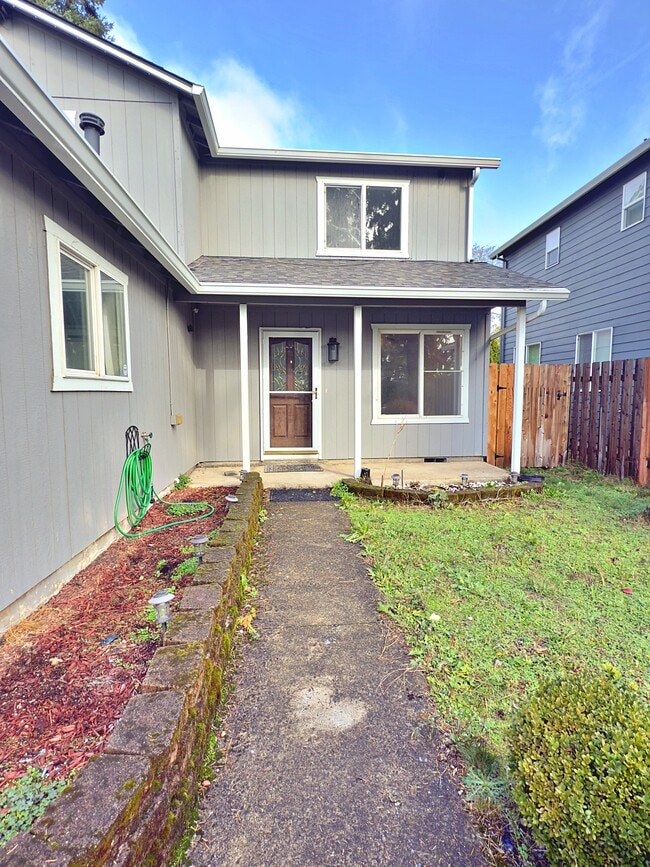 Photo - 6731 SE Fern Ave