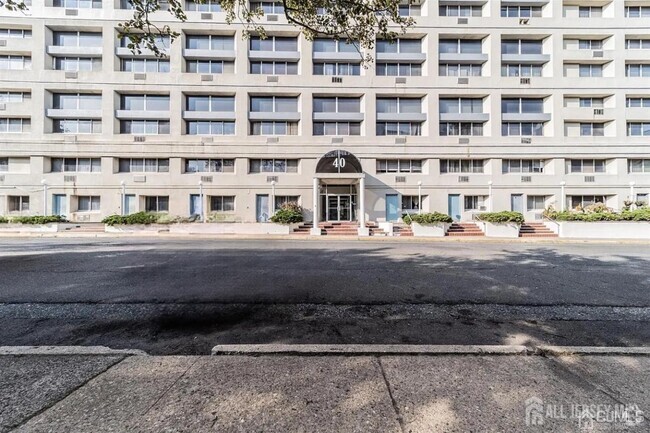 Building Photo - 40 Fayette St Unit 12 Rental