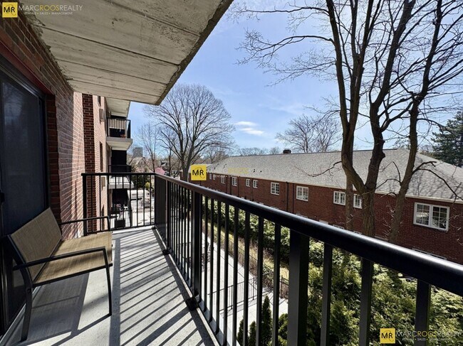 125 Pleasant St Unit 308