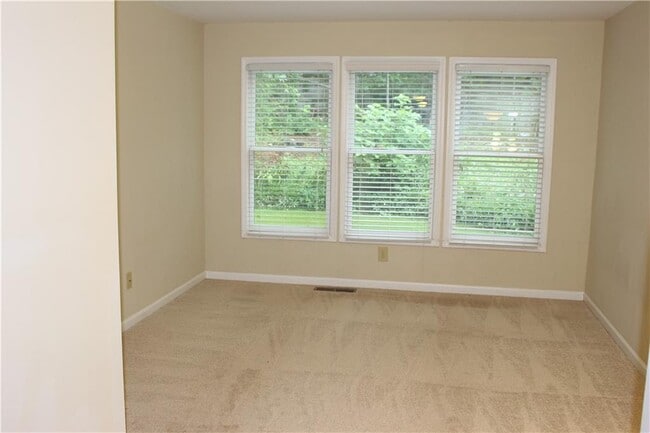 Photo - 3921 Emerson St