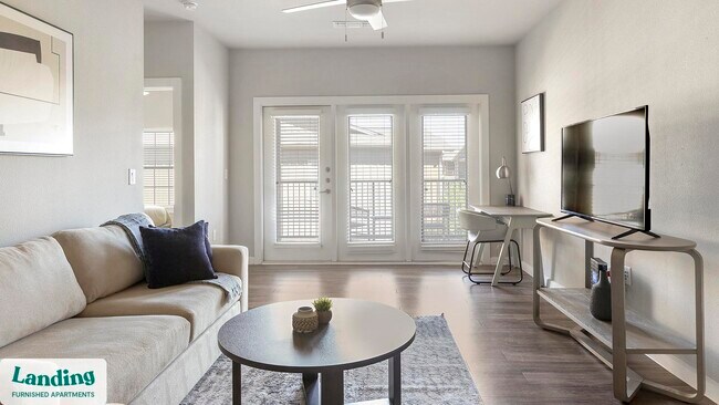 Photo - 2745 Westpointe Dr Unidad 16302