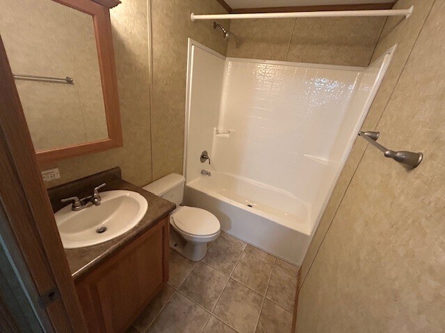 Photo - 111 S Cedar Dr