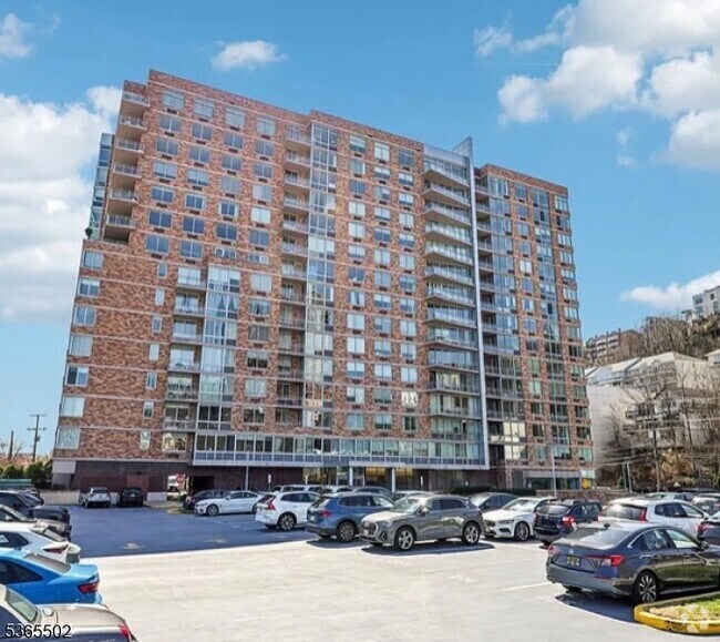 Building Photo - 1611 Hudson Park Unit 1611 Rental