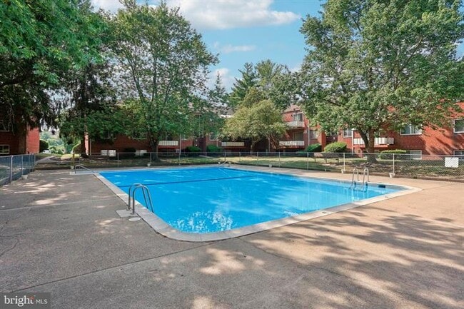 Photo - 110 Byberry Rd Unit Forest Glen