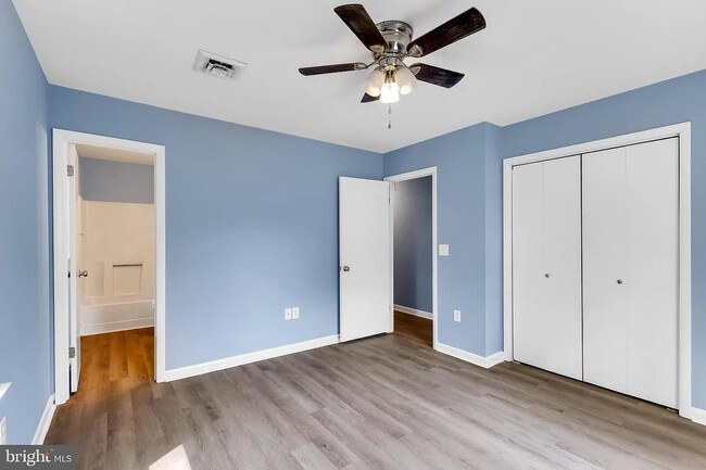 Photo - 107 Walden Dr