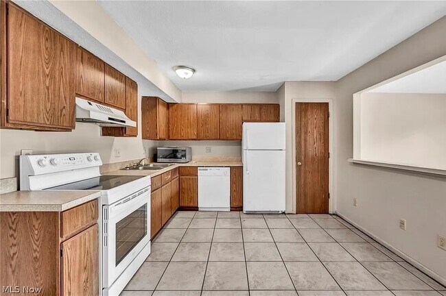 Photo - 1541 Whitehall Blvd