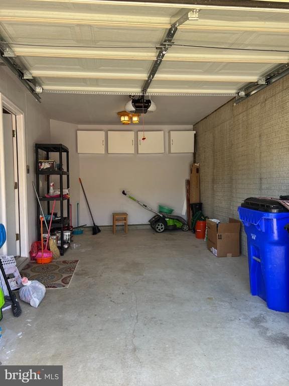 Photo - 1606 Trestle St