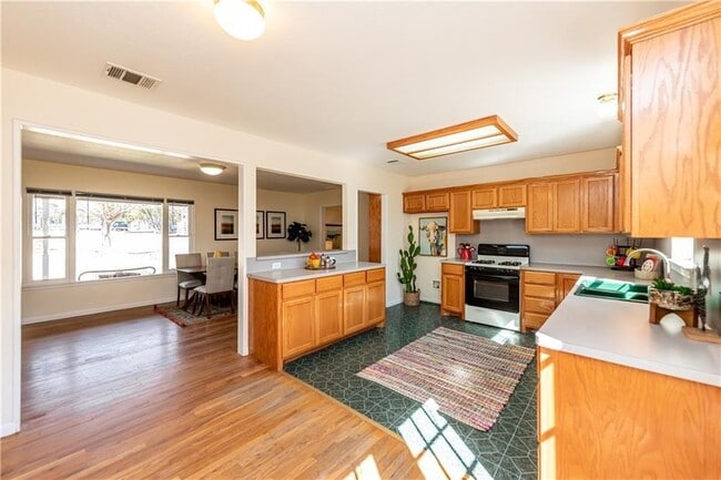 Photo - 7305 Forest Wood Rd