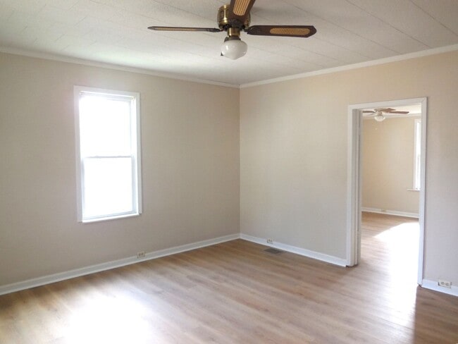 Photo - Two Bedroom Totally Rehabbed Home in Downt...