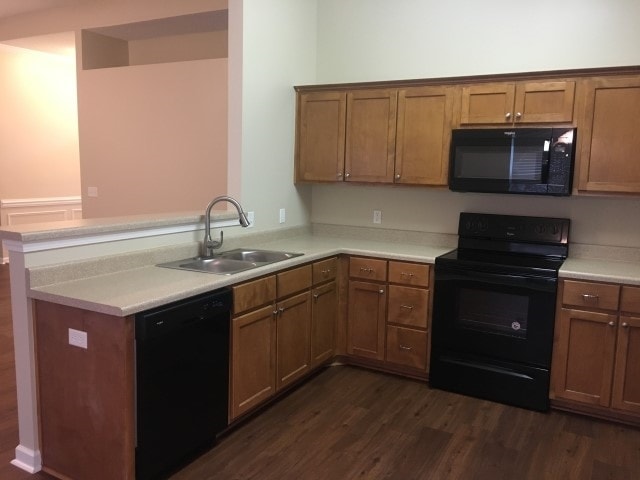 Photo - 147 Arbor Village Dr