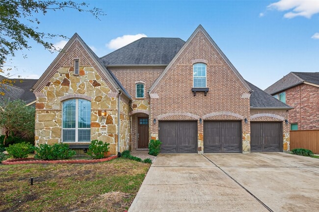 Building Photo - 16811 Kilgarth Dr