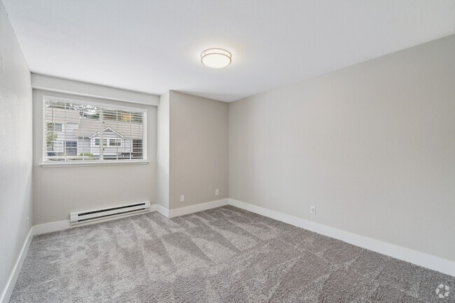 2BR, 2BA - 1,006SF - Bedroom