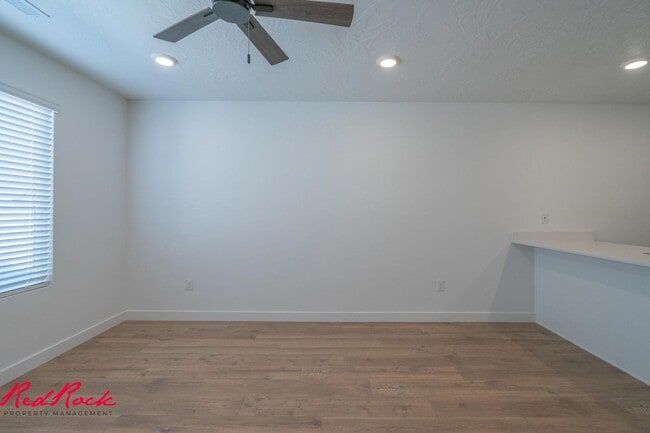 Photo - Dog Friendly! 3 Bedroom 2 Bathroom Townhome in Long Valley.