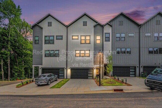 Photo - 7924 Sansom Cir