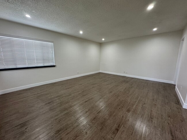 Photo - 136th 4359 Apartments