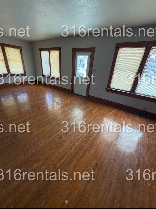 Photo - $995 - 3 bed 1 bath - Single Family Home