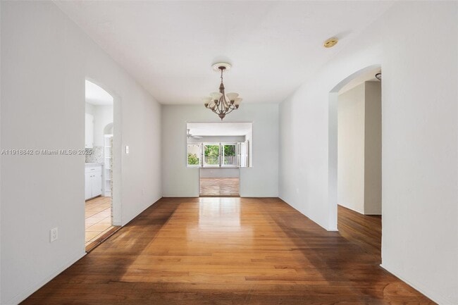 Photo - 451 SW 25th Rd