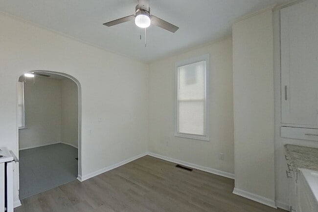 Photo - 1473 Thomas Ave Unit 1473