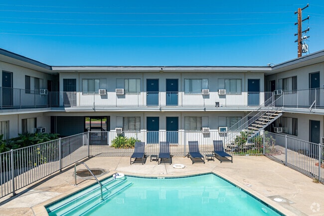 South Pointe Apartments