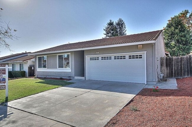 118 Pagosa Way