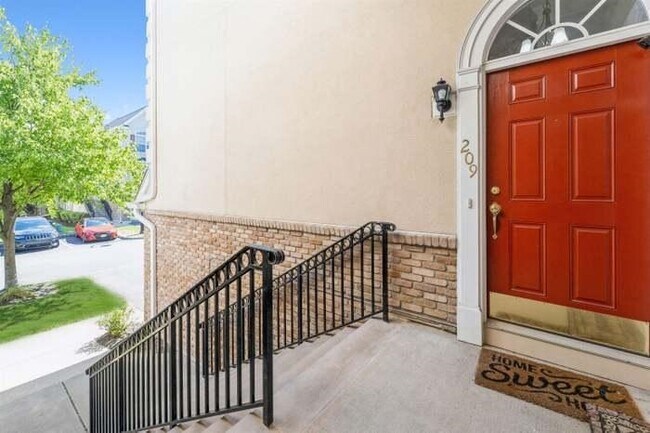 Photo - 209 Blue Heron Dr