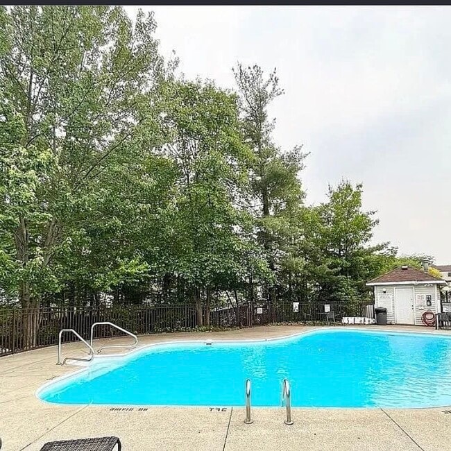 Photo - 1304 Cedarwood Dr Unit Apartment C3