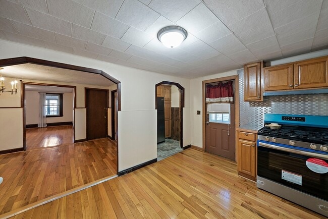 Photo - 16 Guild St Unit 1